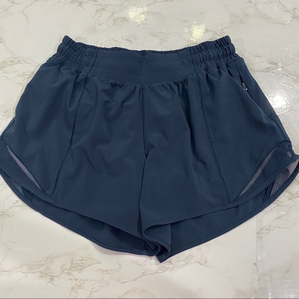 Lululemon Shorts Size 4